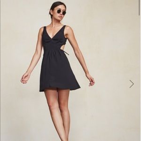 Reformation Murcia Dress - Picture 2 of 3